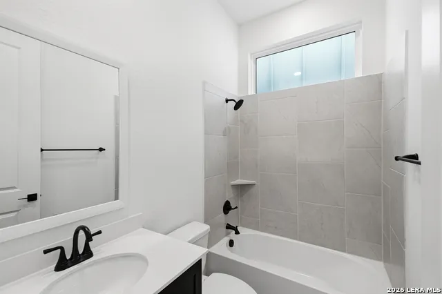 2160 Briggs Summit San Antonio, TX 78245