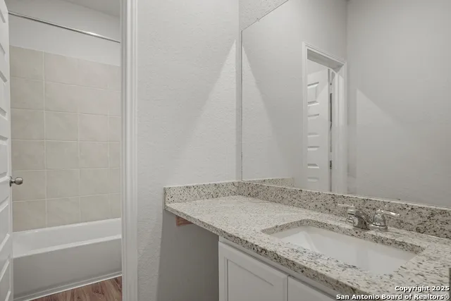 4259 Ametrine Way San Antonio, TX 78245
