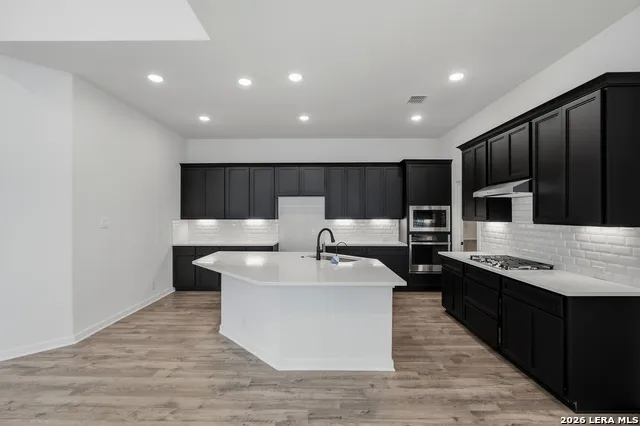 9436 Hidden Stone Schertz, TX 78154