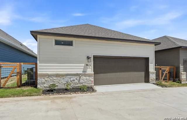 9436 Hidden Stone Schertz, TX 78154
