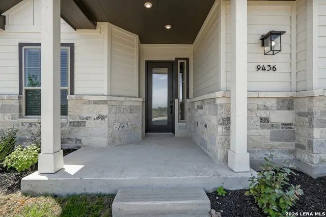 9436 Hidden Stone Schertz, TX 78154