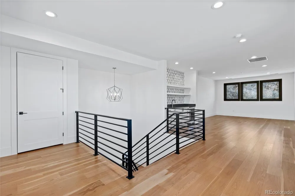 8103 Raphael Lane Littleton, CO 80125