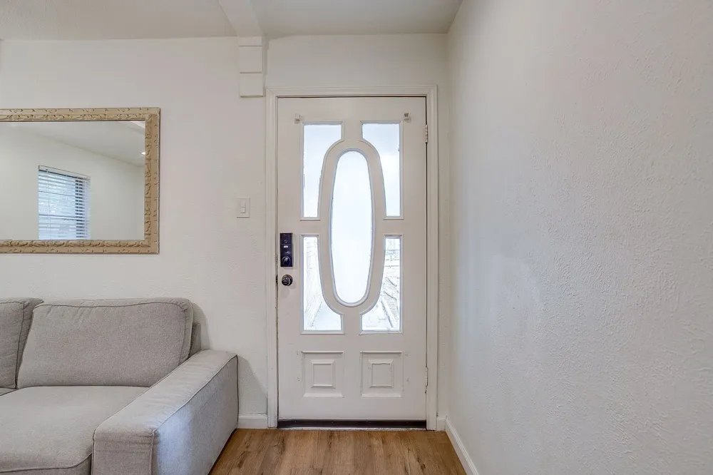 1116 Woodbrook Street Arlington, TX 76011