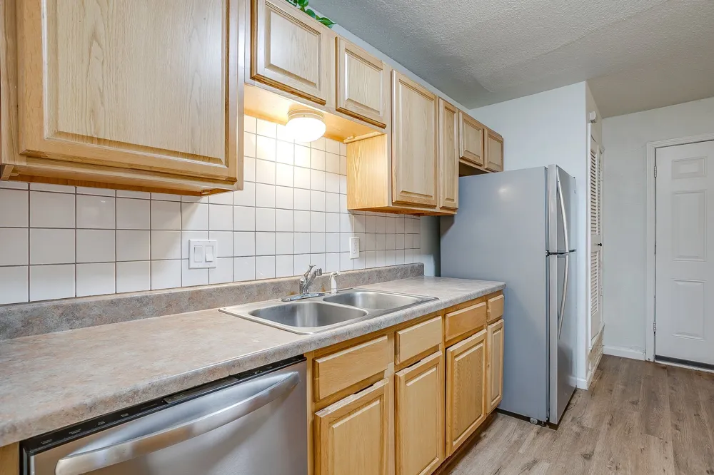 1116 Woodbrook Street Arlington, TX 76011
