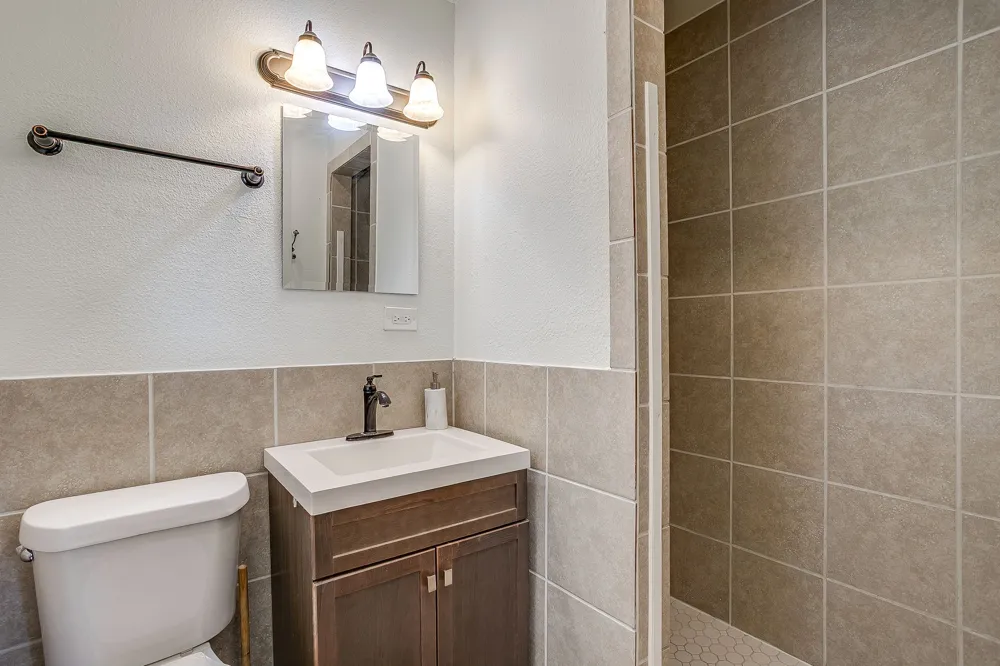1116 Woodbrook Street Arlington, TX 76011