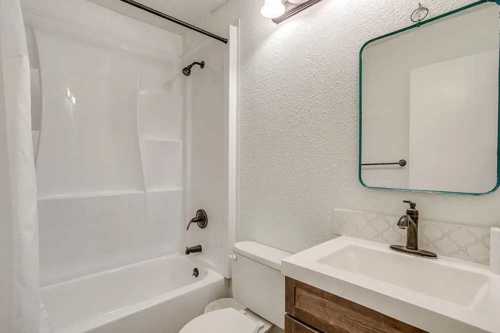 1116 Woodbrook Street Arlington, TX 76011