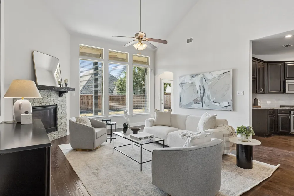 821 Llano Falls Drive McKinney, TX 75071