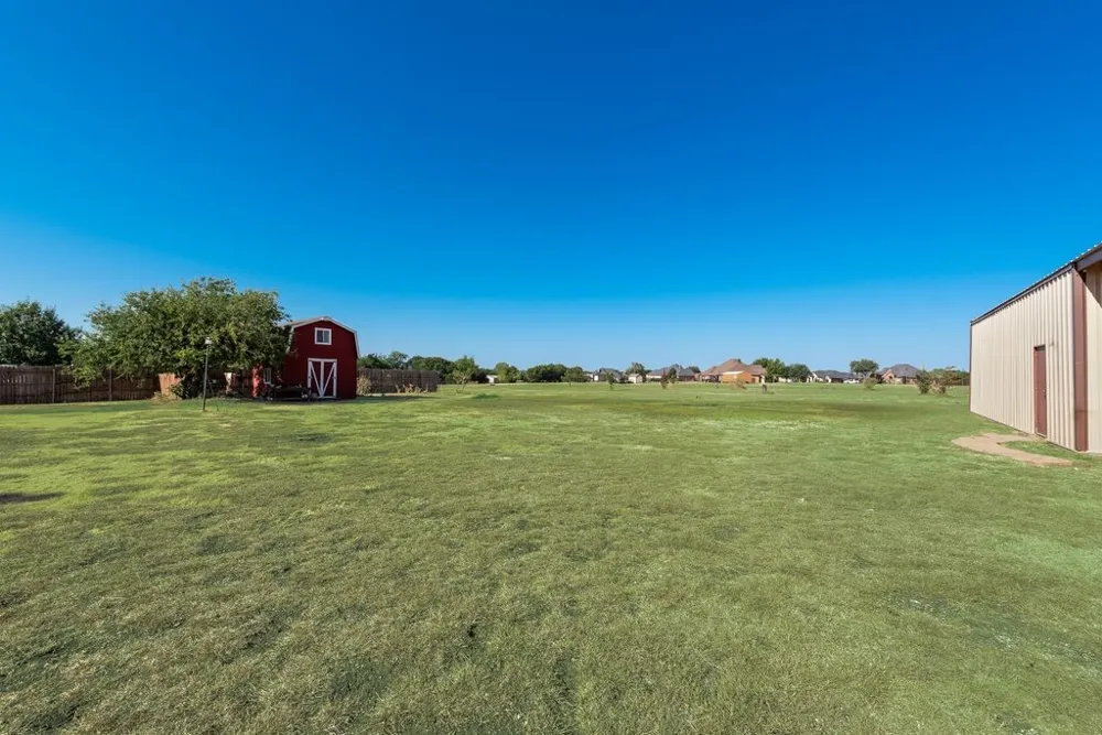 2121 Mockingbird Lane Midlothian, TX 76065