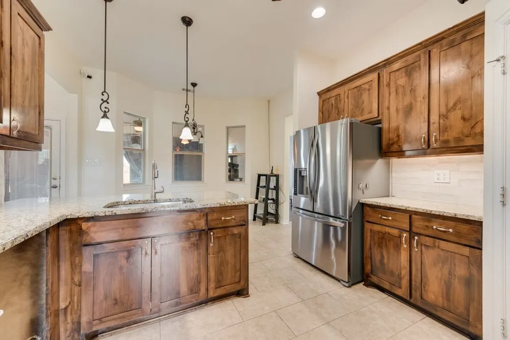 2121 Mockingbird Lane Midlothian, TX 76065