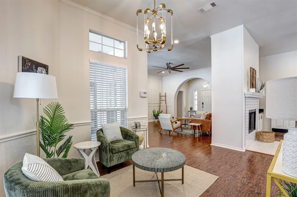 7104 Cook Circle North Richland Hills, TX 76182
