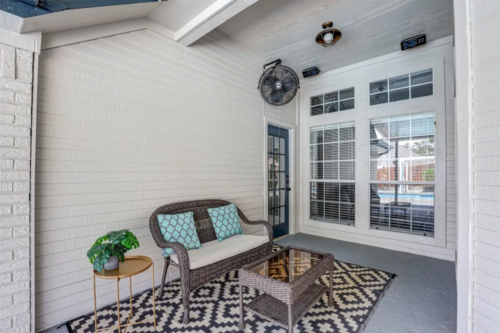 7104 Cook Circle North Richland Hills, TX 76182