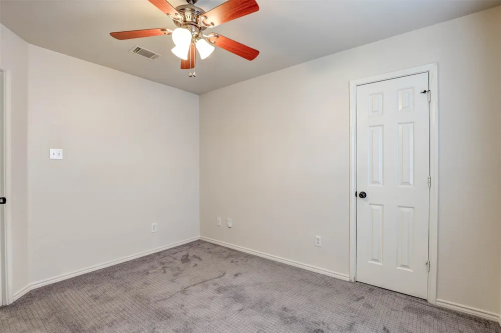 7104 Cook Circle North Richland Hills, TX 76182
