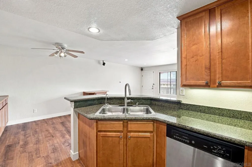 12655 Camino Mira Del Mar #232 San Diego, CA 92130