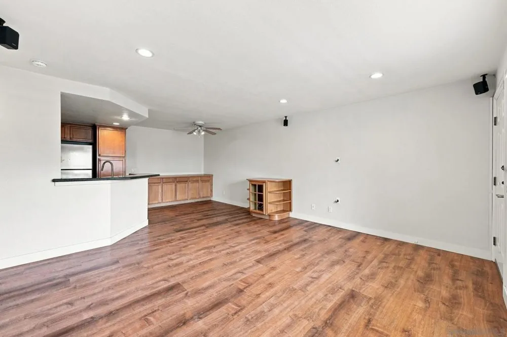 12655 Camino Mira Del Mar #232 San Diego, CA 92130
