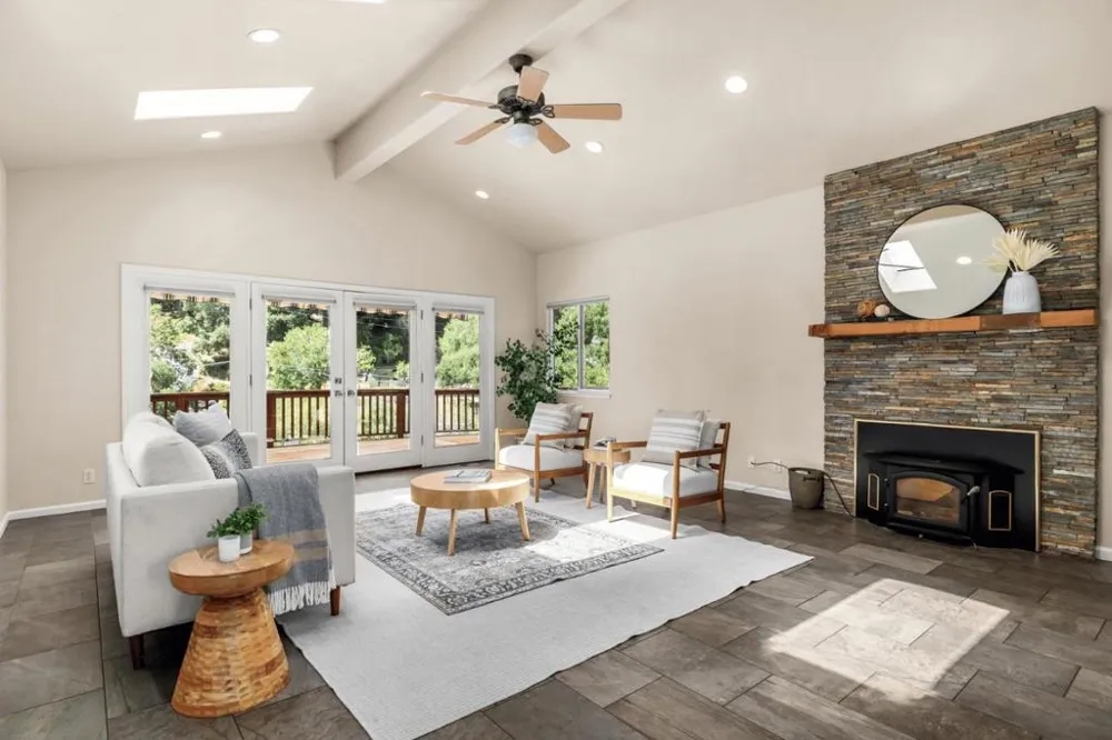 304 Nelson Road Scotts Valley, CA 95066