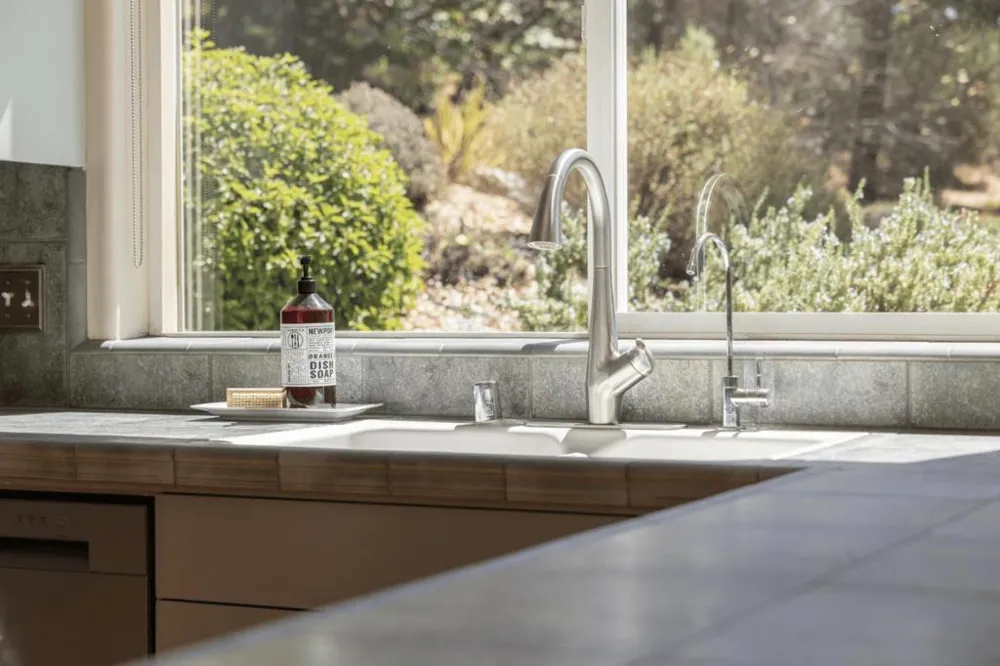 304 Nelson Road Scotts Valley, CA 95066
