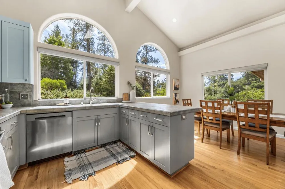 304 Nelson Road Scotts Valley, CA 95066