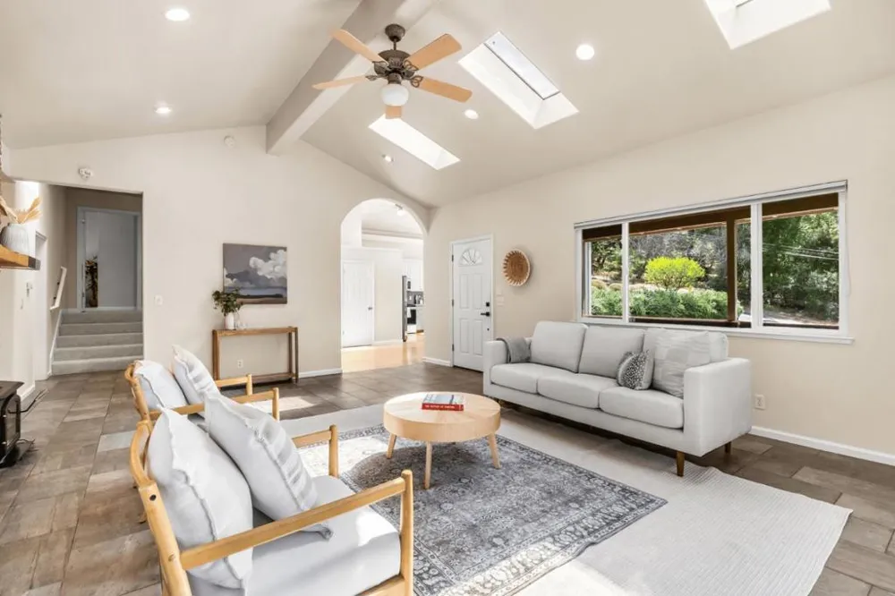304 Nelson Road Scotts Valley, CA 95066