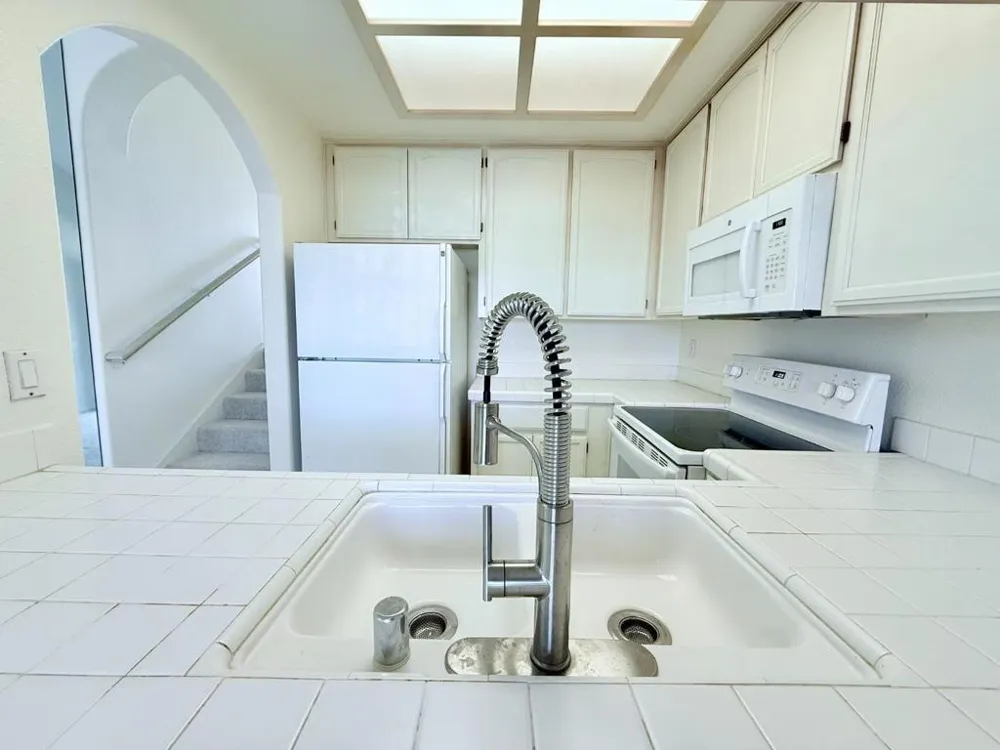 106 Sunnyhills Court Milpitas, CA 95035
