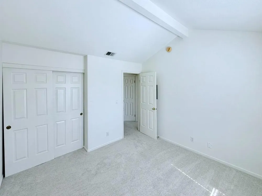 106 Sunnyhills Court Milpitas, CA 95035