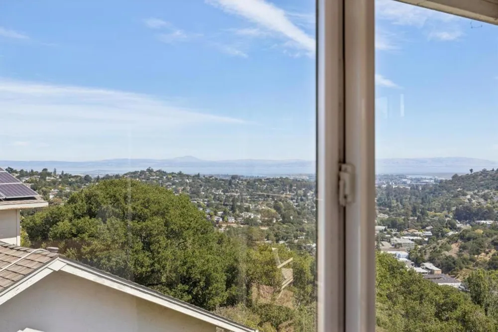 2728 Wakefield Drive Belmont, CA 94002