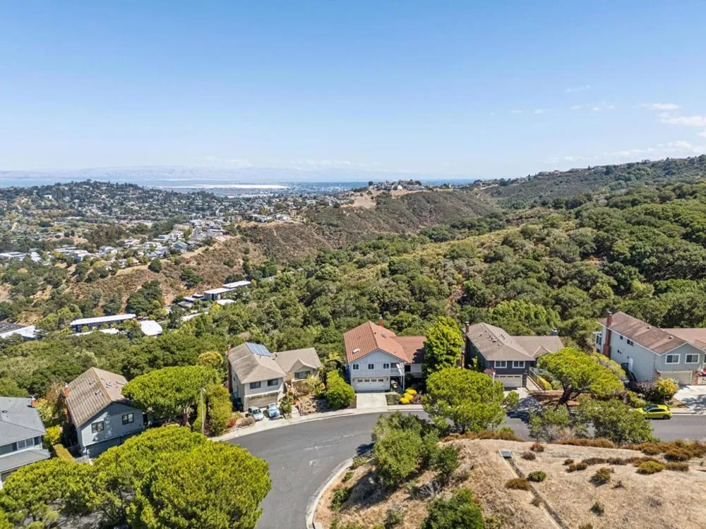 2728 Wakefield Drive Belmont, CA 94002