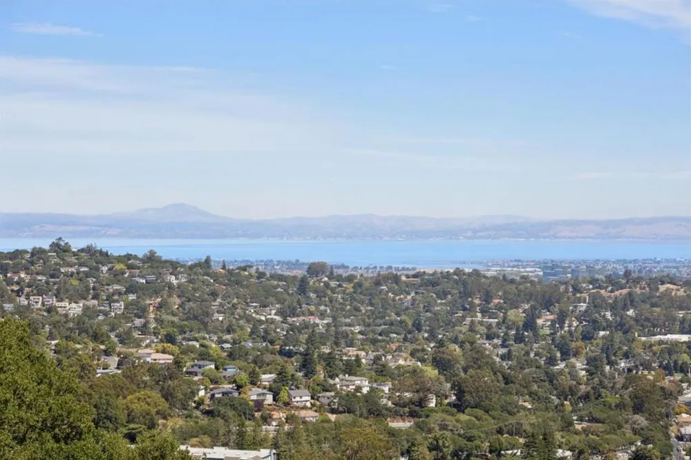 2728 Wakefield Drive Belmont, CA 94002