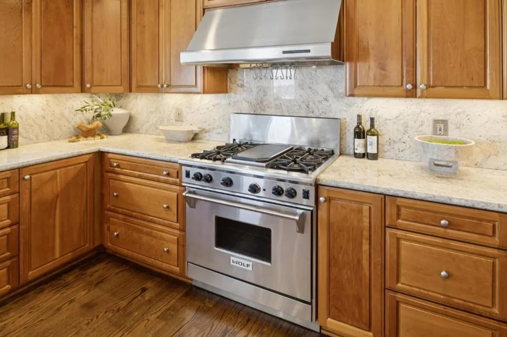 2728 Wakefield Drive Belmont, CA 94002