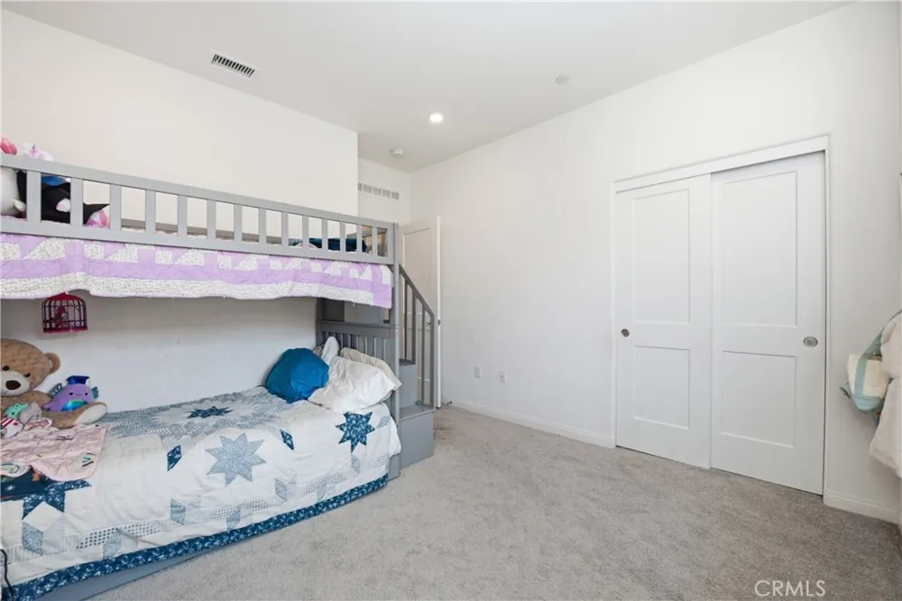 1724 Valley Oak Oceanside, CA 92056