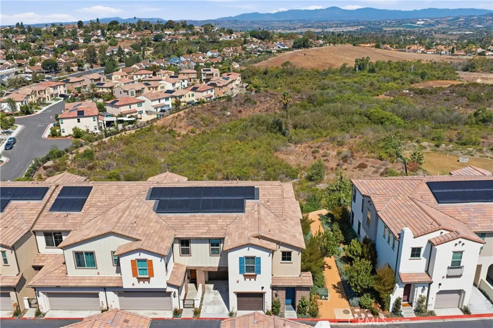 1724 Valley Oak Oceanside, CA 92056