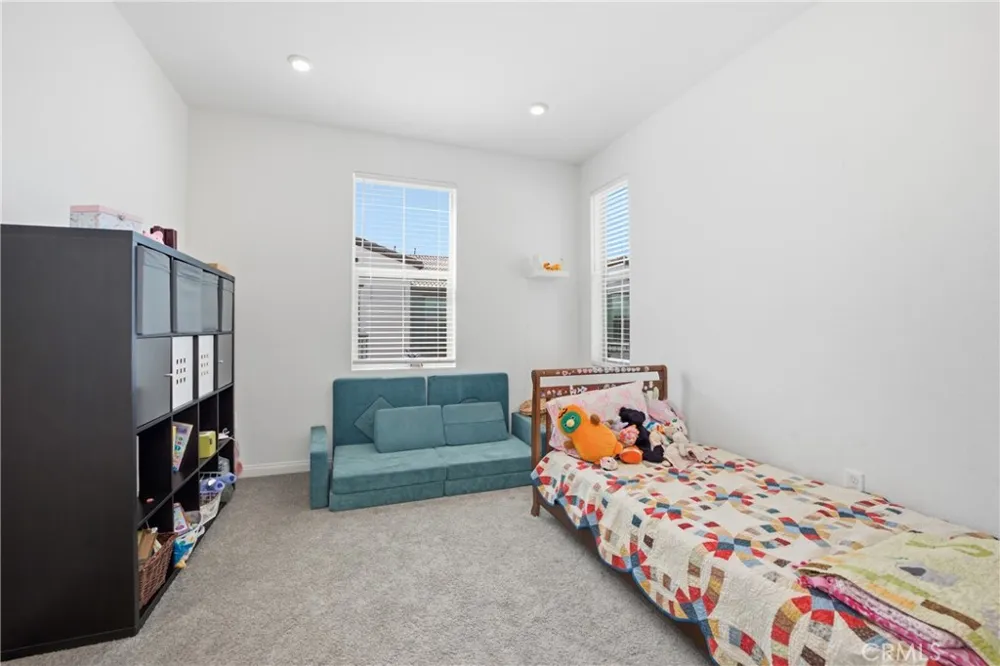 1724 Valley Oak Oceanside, CA 92056