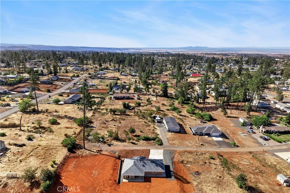 1439 Powell Paradise, CA 95969