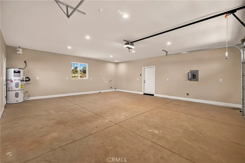 1439 Powell Paradise, CA 95969