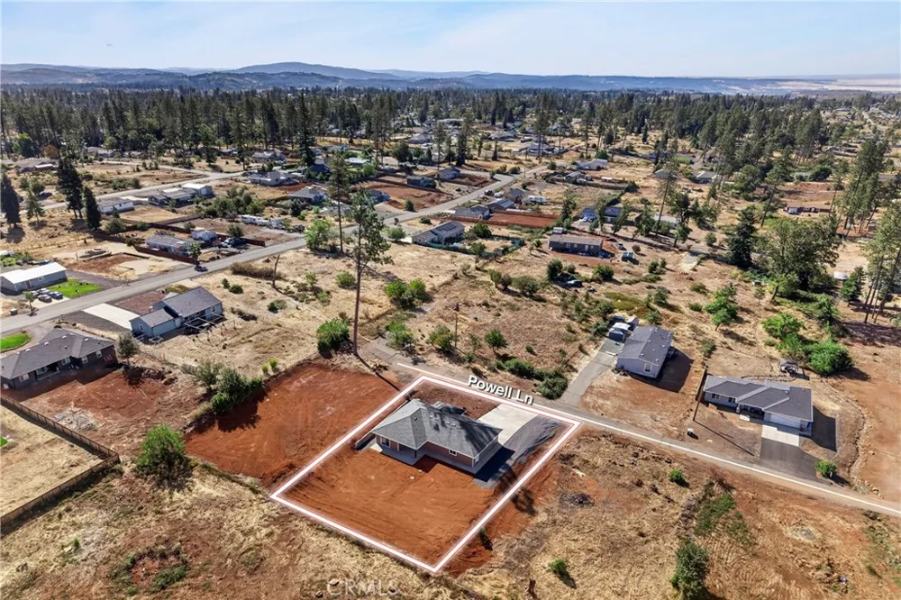 1439 Powell Paradise, CA 95969