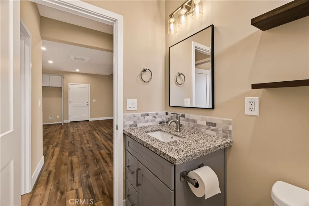 1439 Powell Paradise, CA 95969