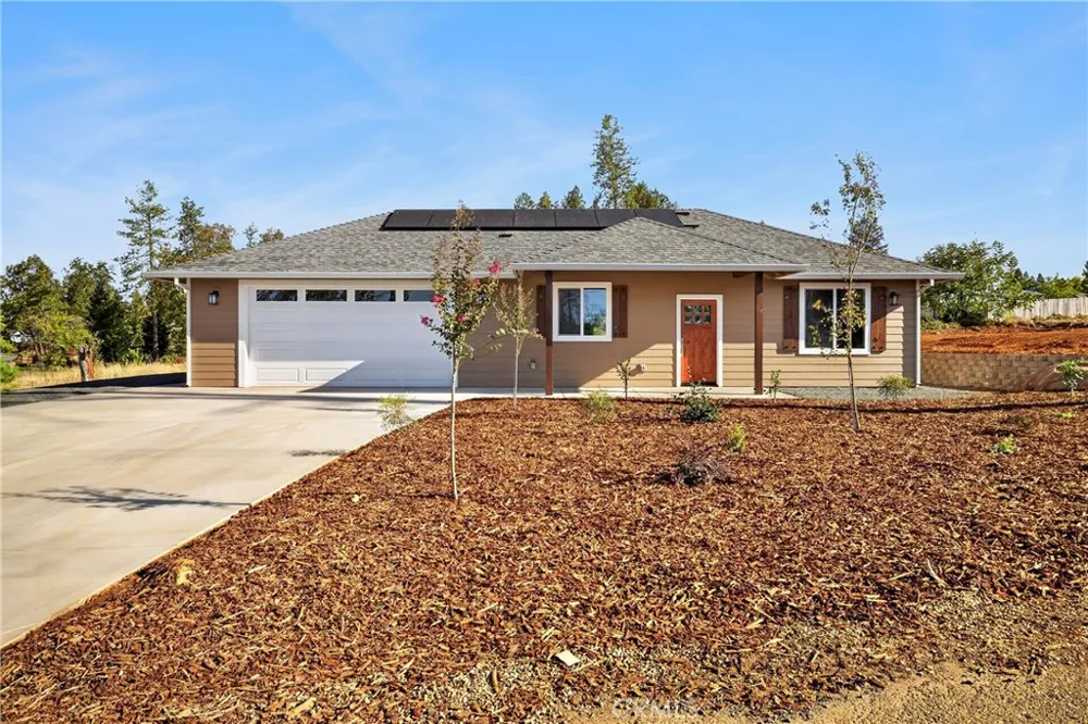 1439 Powell Paradise, CA 95969