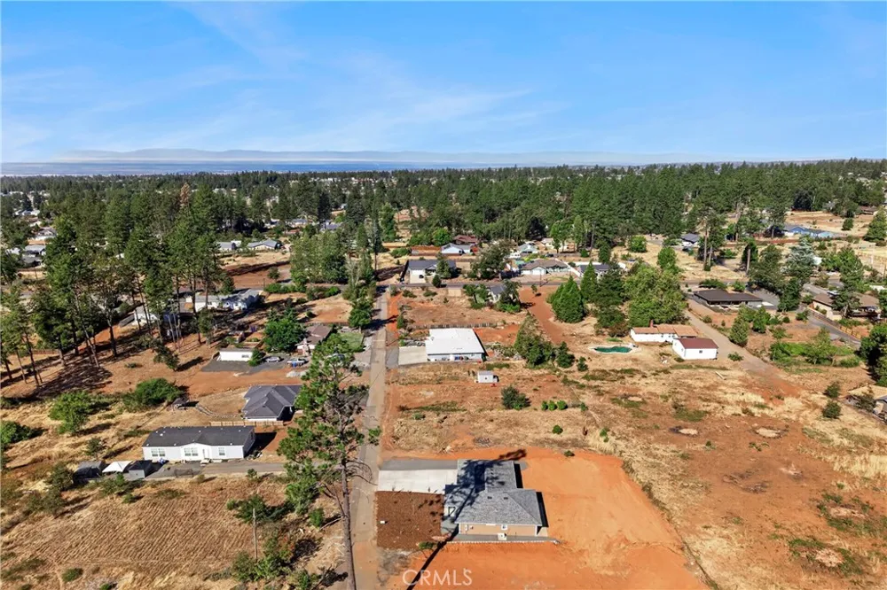 1439 Powell Paradise, CA 95969
