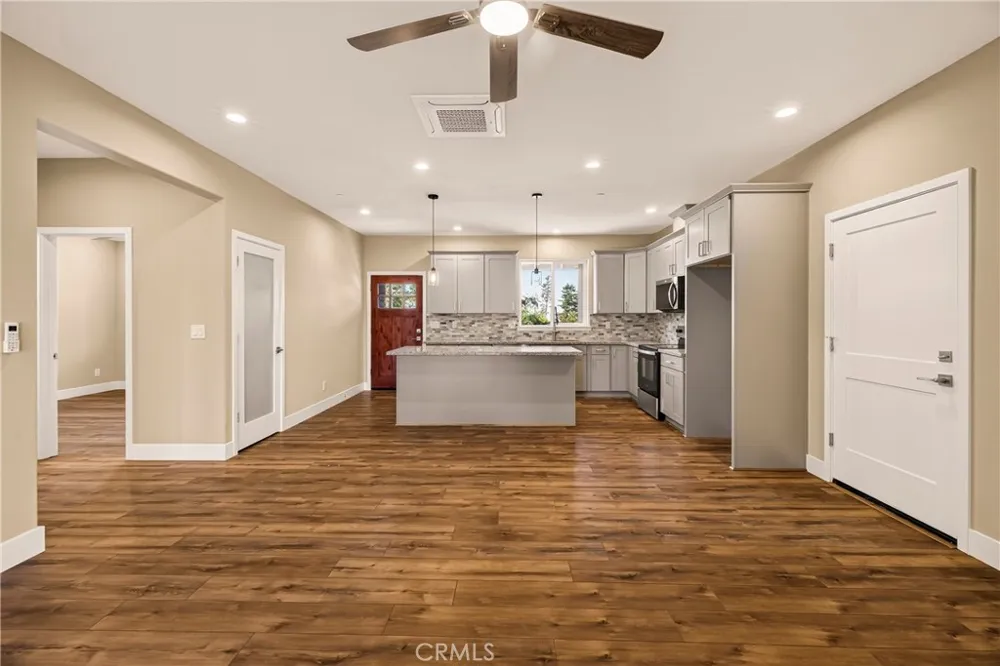 1439 Powell Paradise, CA 95969
