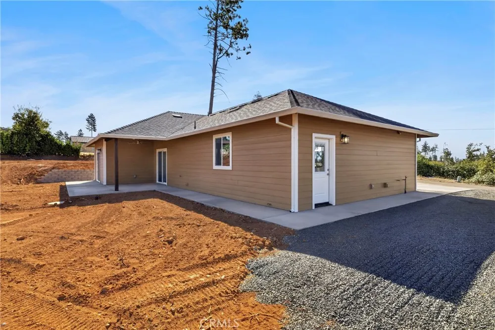 1439 Powell Paradise, CA 95969