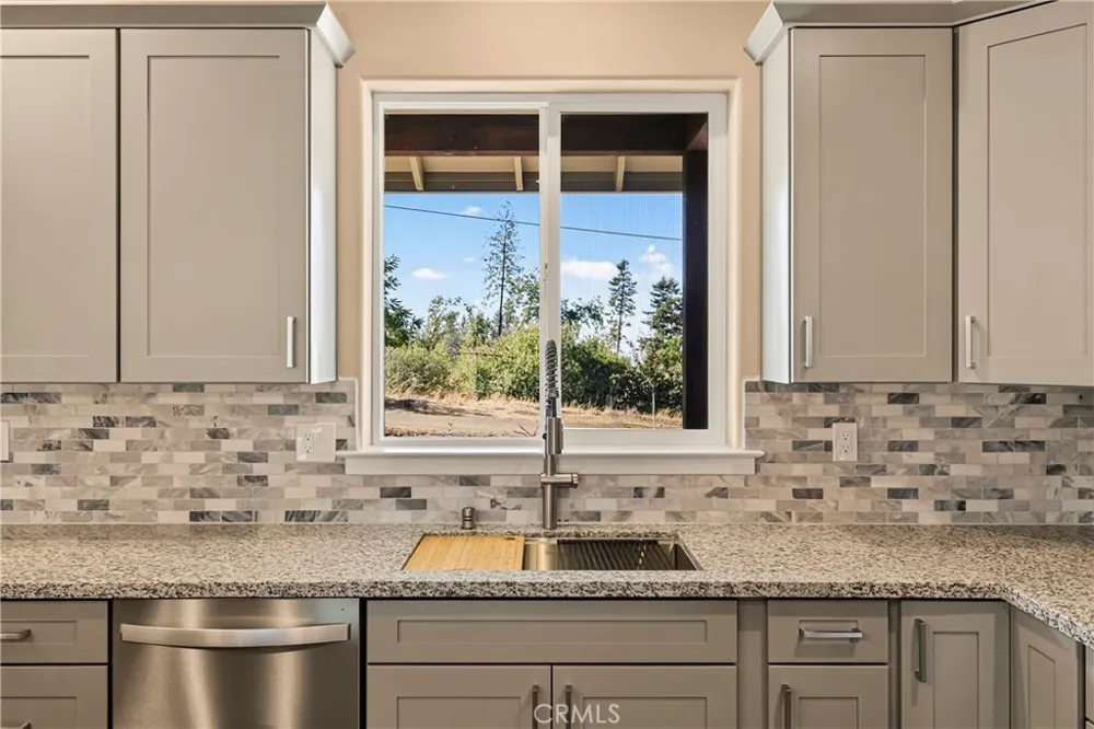 1439 Powell Paradise, CA 95969