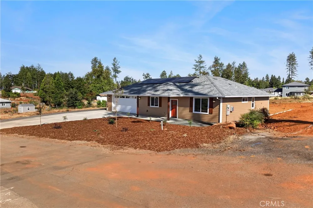 1439 Powell Paradise, CA 95969