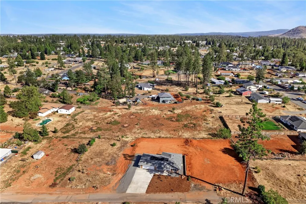 1439 Powell Paradise, CA 95969