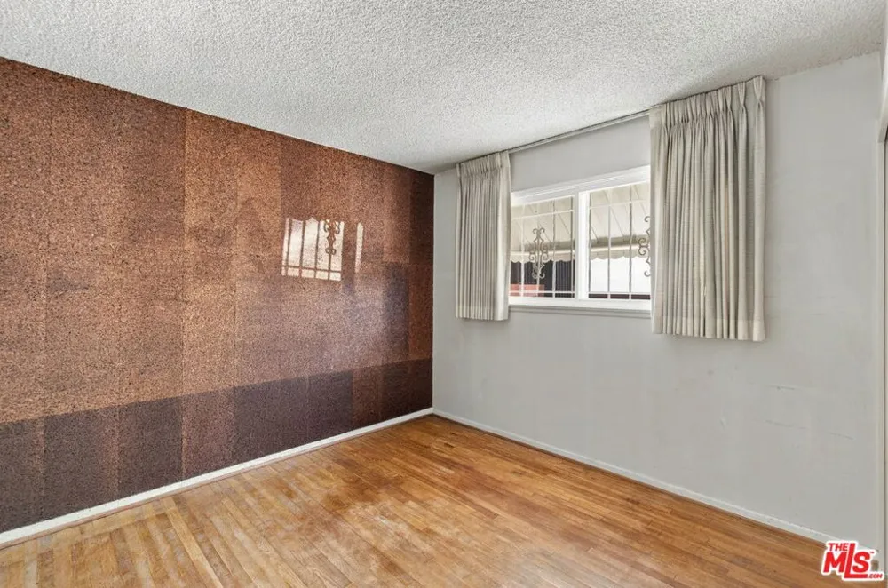 909 E Nordby Street Carson, CA 90746