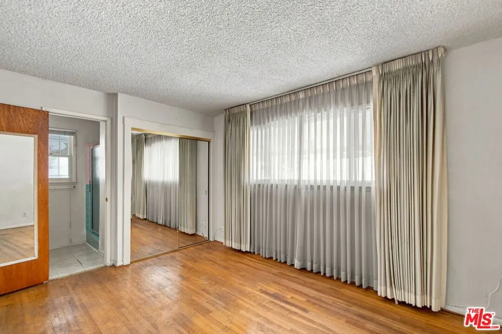 909 E Nordby Street Carson, CA 90746
