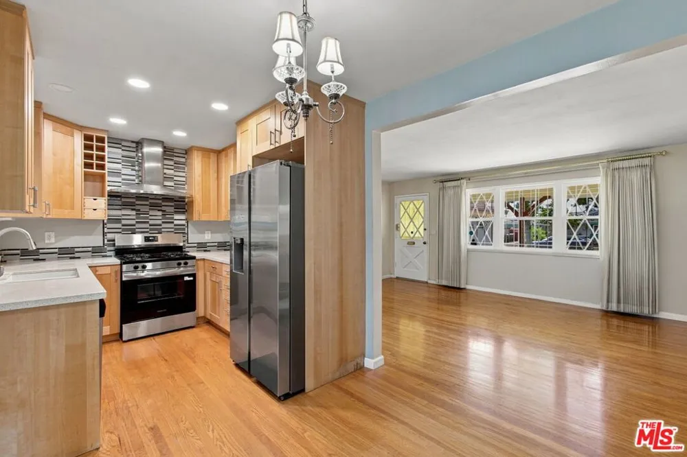 909 E Nordby Street Carson, CA 90746