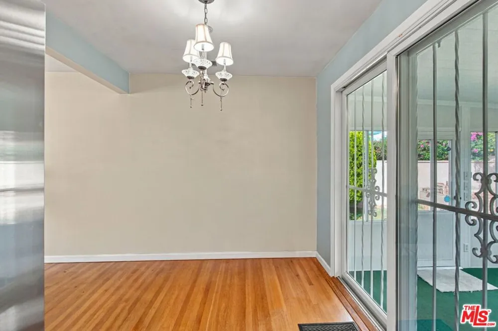 909 E Nordby Street Carson, CA 90746