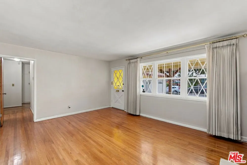 909 E Nordby Street Carson, CA 90746