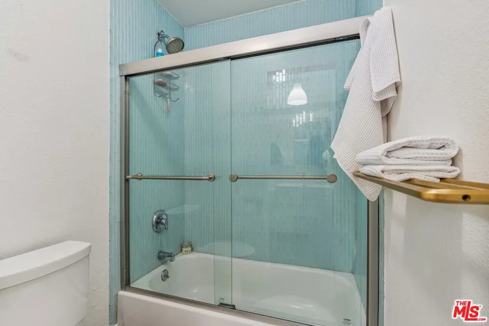 141 S Clark Drive #224 Los Angeles, CA 90048