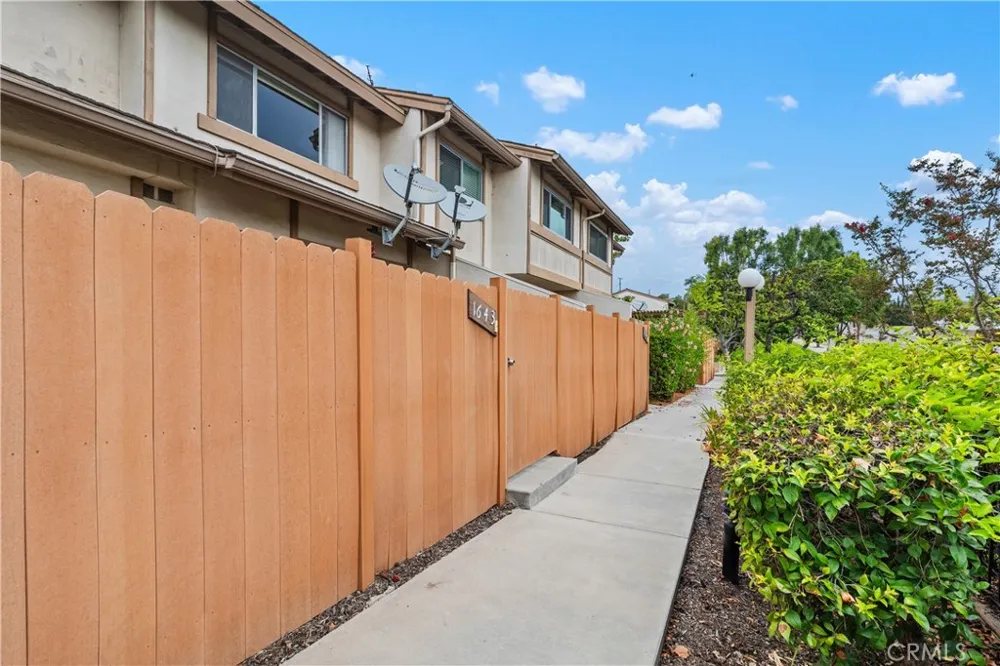 1643 Gilbert Street Fullerton, CA 92833