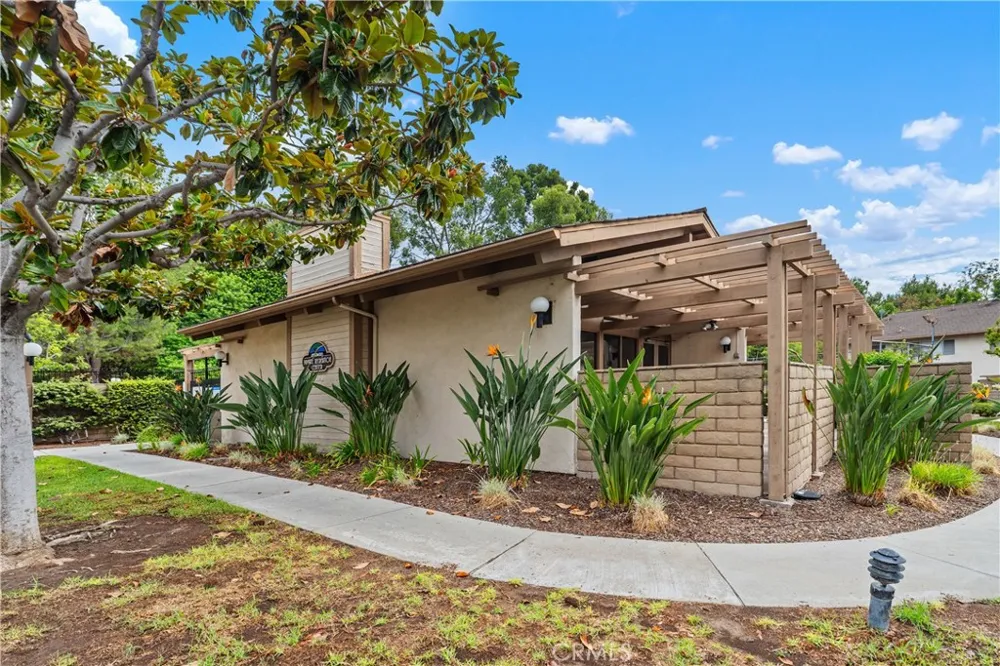 1643 Gilbert Street Fullerton, CA 92833